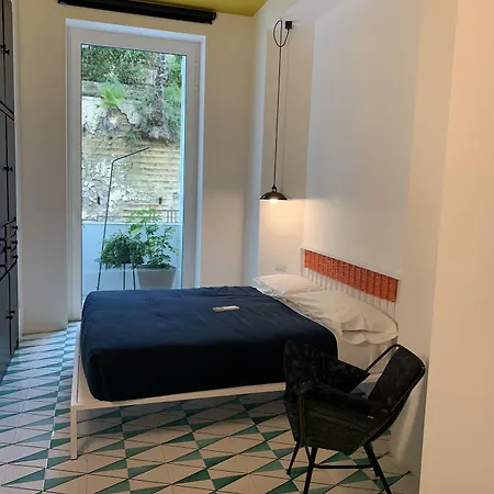 Bed and breakfast Primopianoposillipo 4*