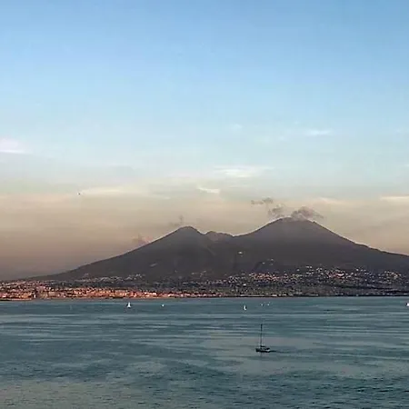 Bed & Breakfast Primopianoposillipo 4*