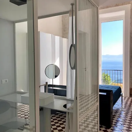 Bed & Breakfast Primopianoposillipo