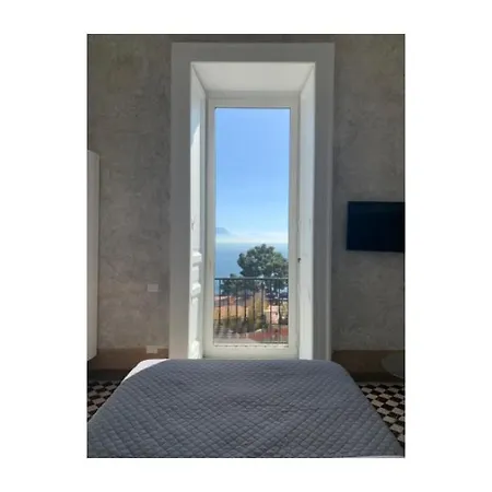 Primopianoposillipo ナポリ