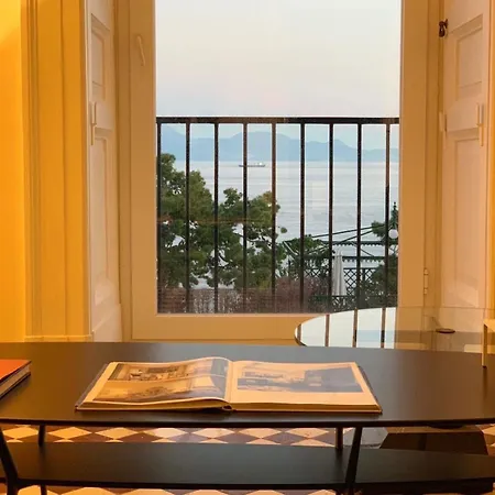 Primopianoposillipo فندق مبيت وإفطار 4*